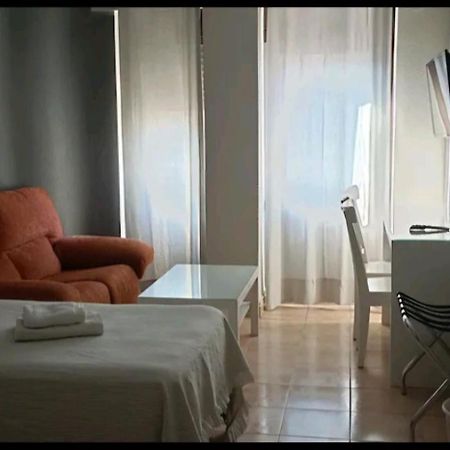 Apartamento Triana, 5 Mins Centro Sevilla Kültér fotó